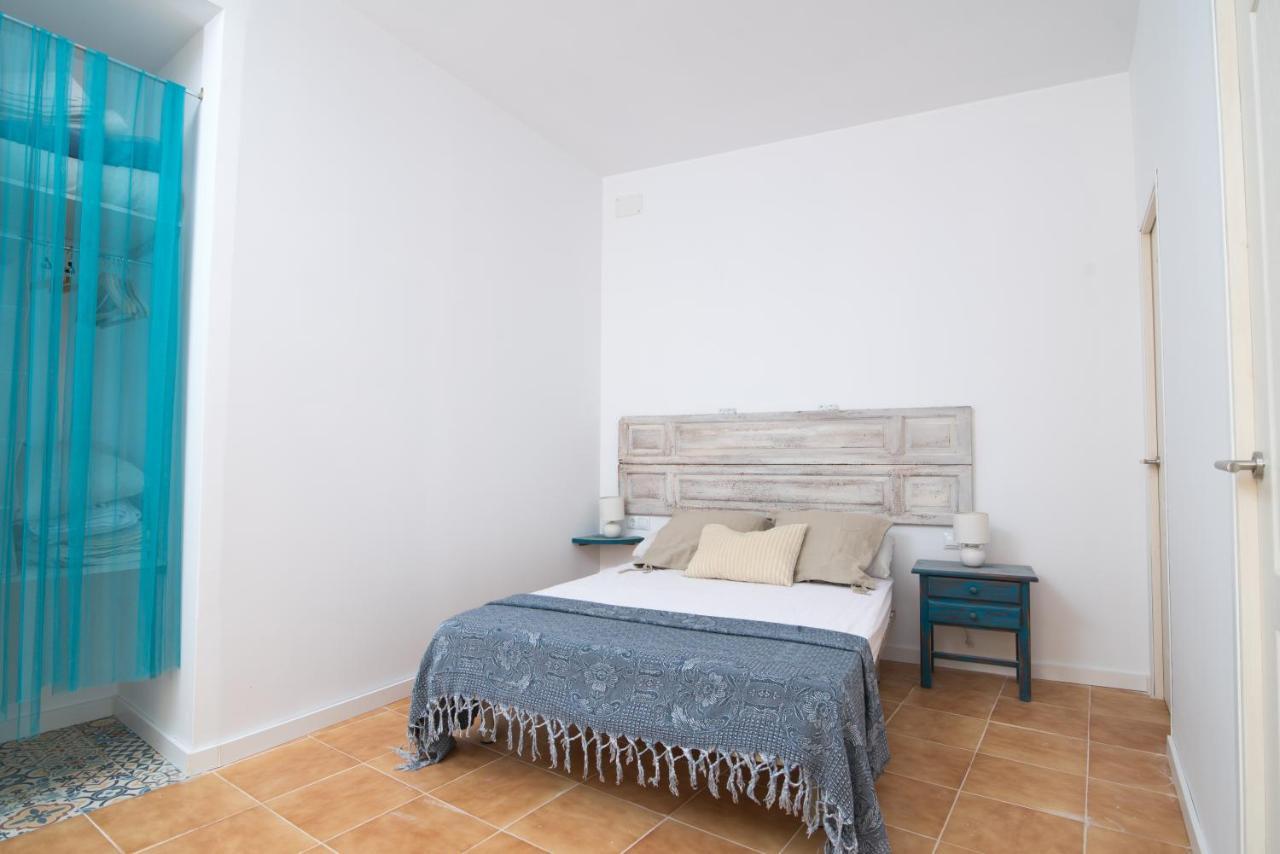Julie Apartaments 3 Alicante Kültér fotó
